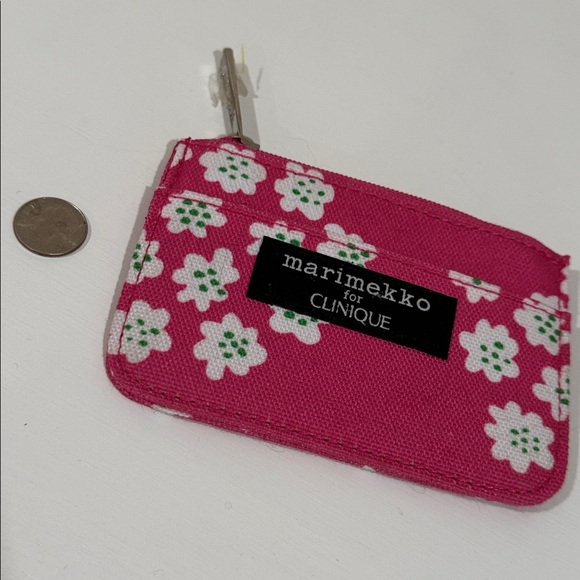 Marimekko for Clinique Limited Edition Coin Purse - Picture 2 of 5